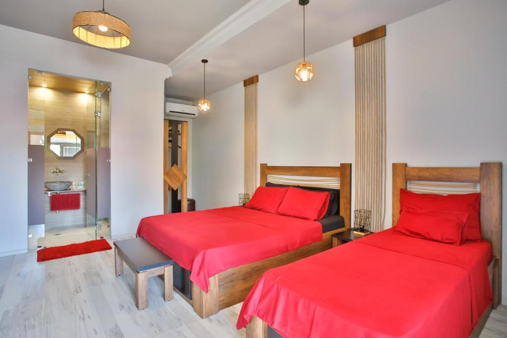 Hotel Paradise Road room 3